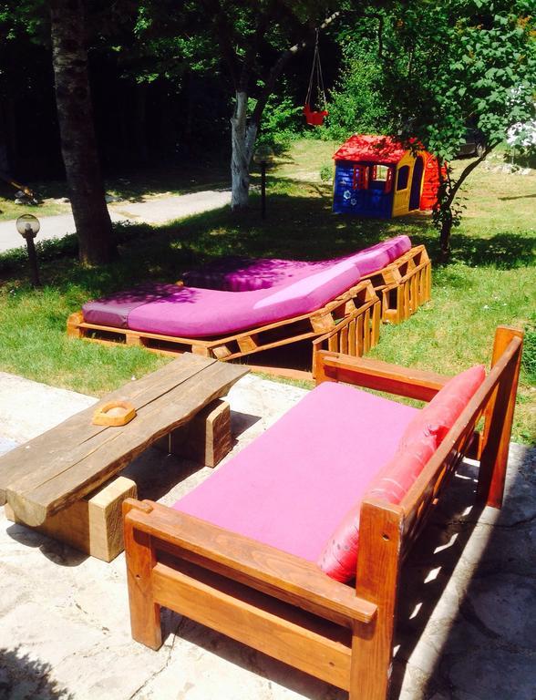 House Dado Hotel Jezerce Kültér fotó