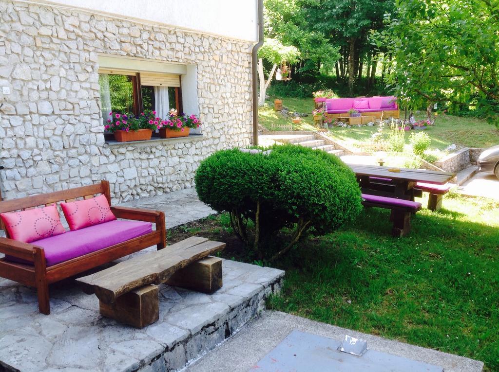 House Dado Hotel Jezerce Kültér fotó
