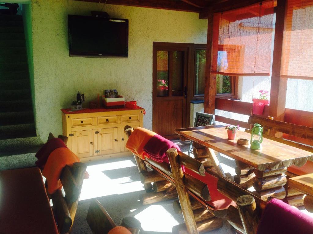 House Dado Hotel Jezerce Kültér fotó