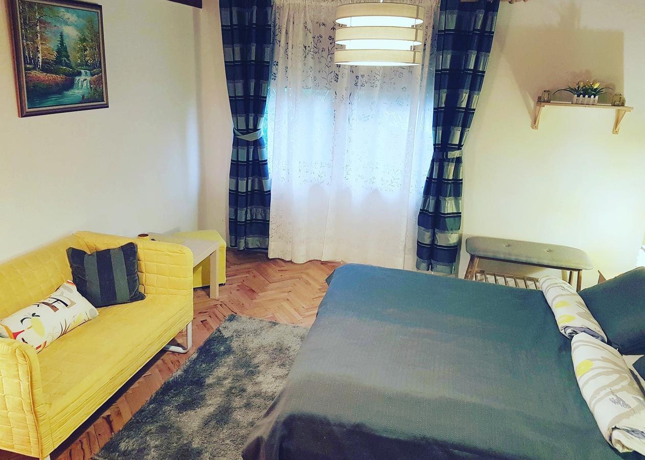 House Dado Hotel Jezerce Kültér fotó