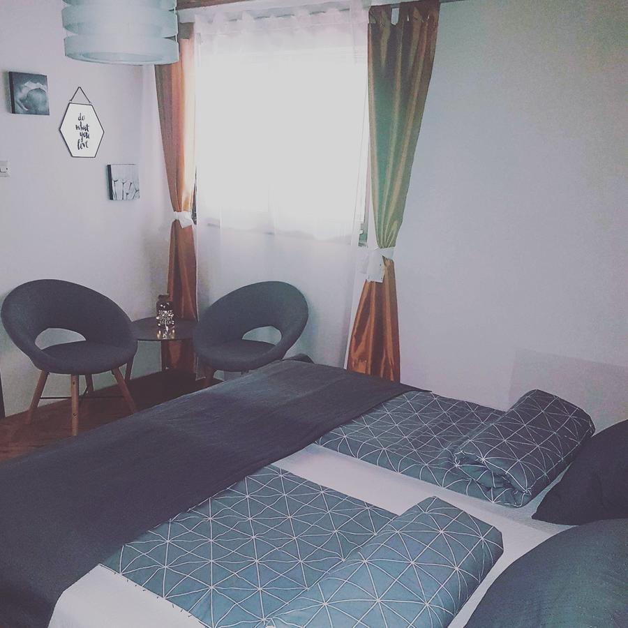 House Dado Hotel Jezerce Kültér fotó